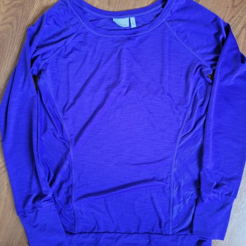 Athleta Long Sleeve Shirt Size Small